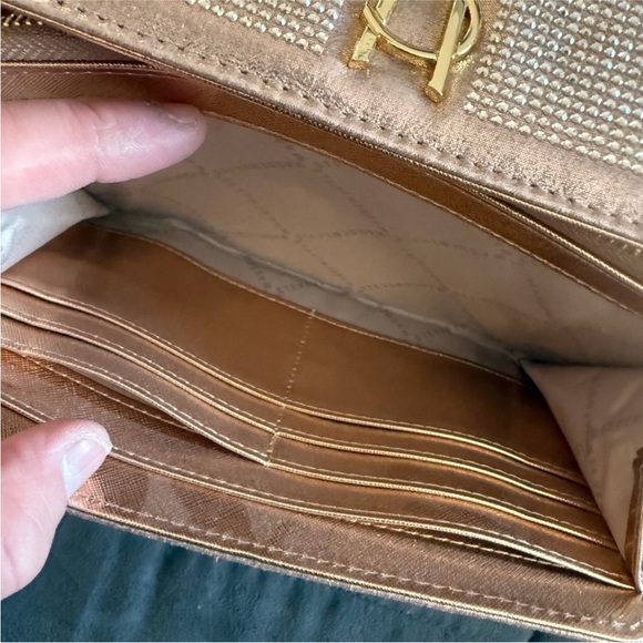 Steve Madden Gold Chain Crossbody Bag - Picture 8 of 9